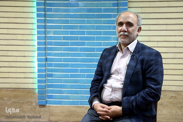 ما دنبال قرآن هستیم یا قرآن را دنبال خودمان می‌کشیم؟