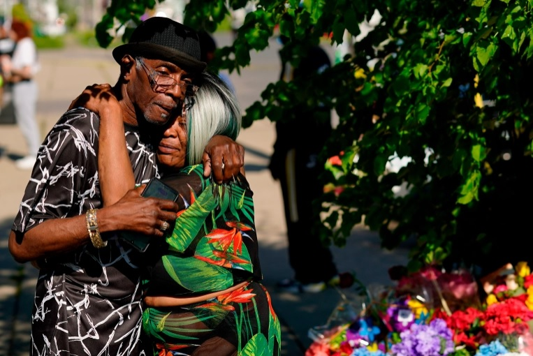 اکثر قربانیان عملیات گندرون در شهر بوفالو را سیاه پوستان تشکیل می‌دادند