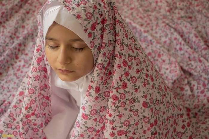 راه‌کارهای بیدارکردن فرزندان برای نماز صبح/ با شخص بی‌نماز چگونه برخورد کنیم؟