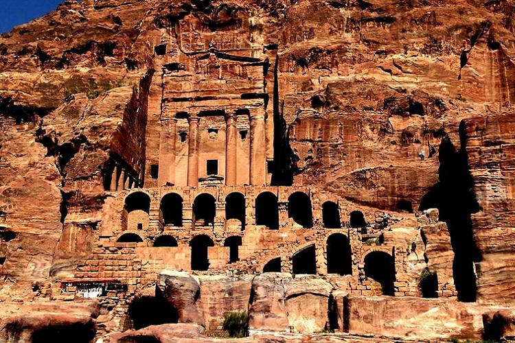 شهر مقدس مسلمانان؛ مکه یا پترا؟