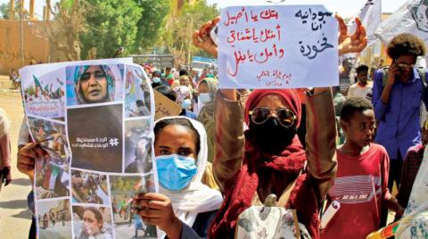 الیت حاکم و تجربه اعتراضات ناکام