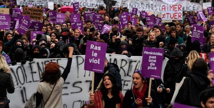 زن در نگاه غرب، فاقد ارزش ذاتی است