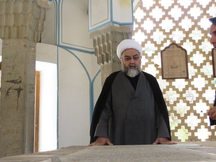 حجت السلام سبحانی : تخت فولاد اصفهان میتواند محل گفتگوی جریانهای فکری متفاوت باشد