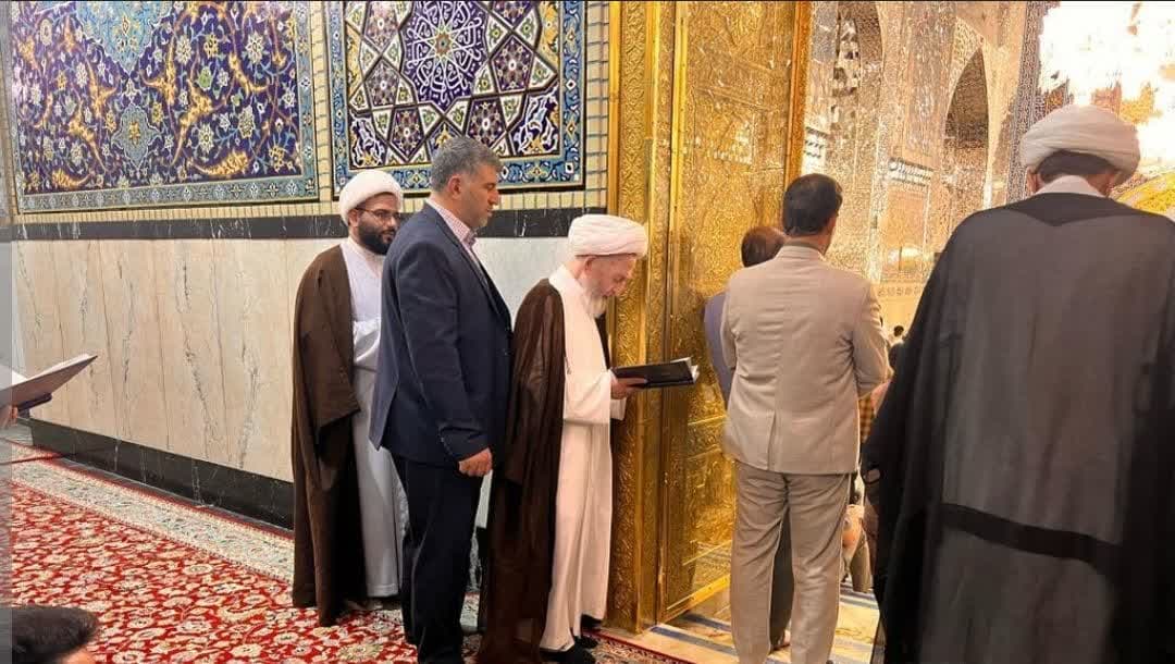 انتقاد آیت الله سبحانی از ساخت بناهای مرتفع در حریم حرم رضوی