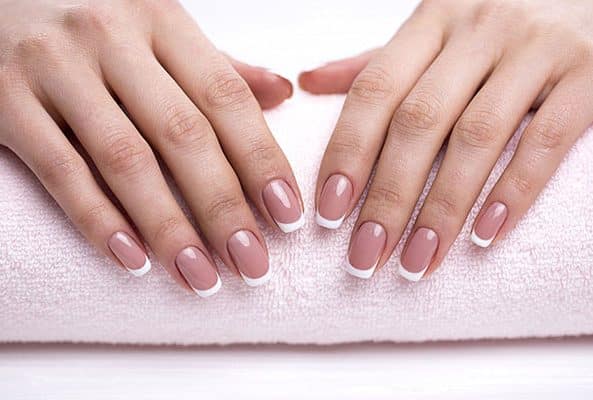 پرسشی درباره مساله ناخن مصنوعی برای وضو و غسل