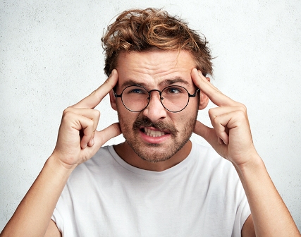 چگونه فراموش‌کار می‌شویم؟