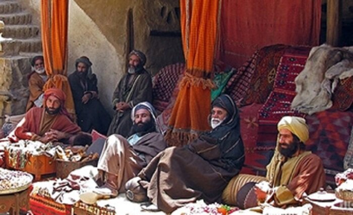 معاویه ابداع کننده کدام مکتب اجتماعی بود؟