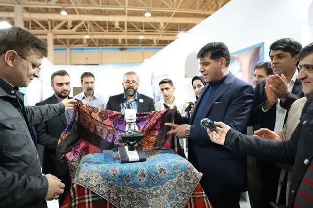 ببینید | کوچکترین انگشتر جهان