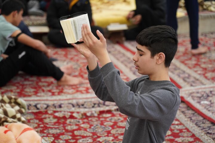 توصیه مهم آیت الله خامنه ای به نوجوانان دهه هشتادی برای حضور در مراسم اعتکاف