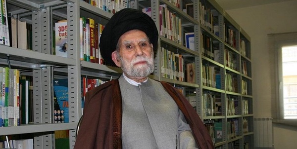 مردی که ۵۰ هزار کتاب خطی و چاپی وقف امام رضا(ع) کرد