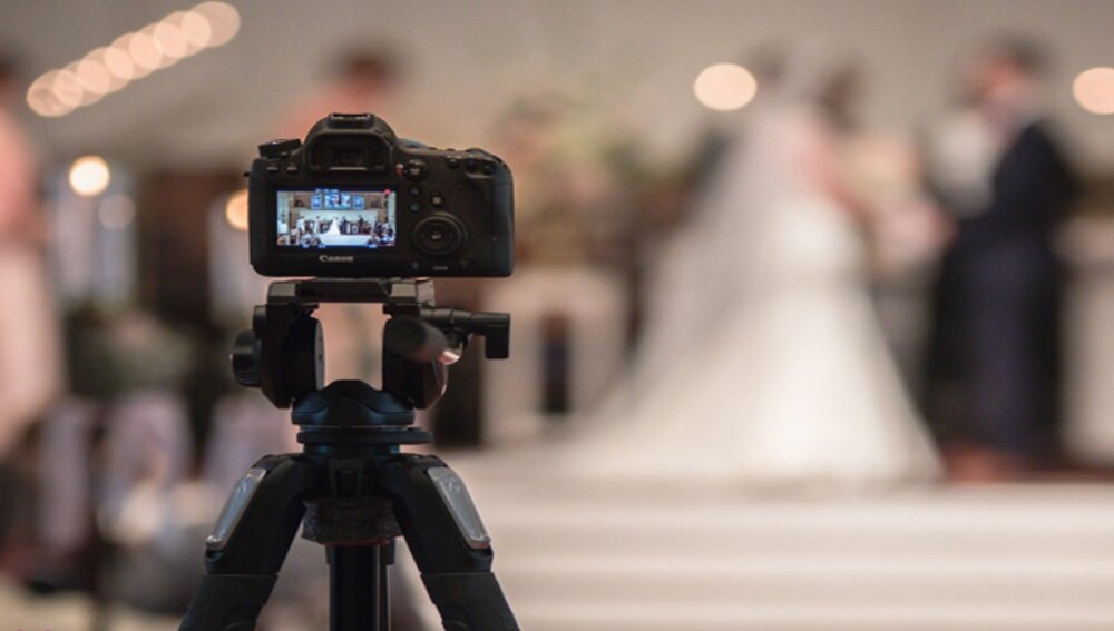 حکم شرعی عکاسی زنان در مراسم عروسی چیست؟