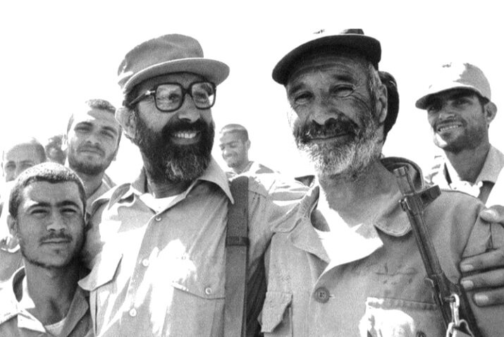 مسلمانان باید در برابر دشمن قاطعیت و در برابر مومنان عطوفت داشته باشند