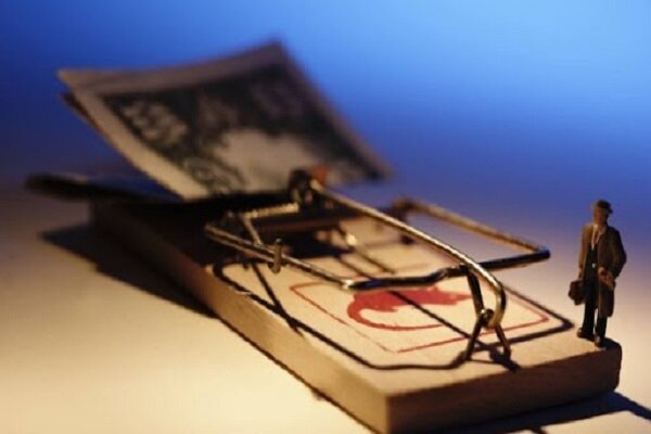 یکی از آفات و خطرات ثروت اندوزی، تحقیر دیگران است