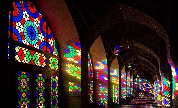 وقتی خورشید با مسجد قرار صبحگاهی می‌گذارد