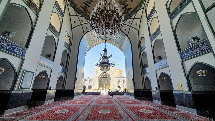 چرا ایوان مسجد گوهرشاد، «مقصوره» نام گرفت؟