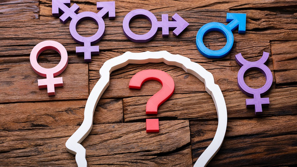 تعجب خبرنگار BBC از فتوای امام خمینی(ره) درباره تغییر جنسیت