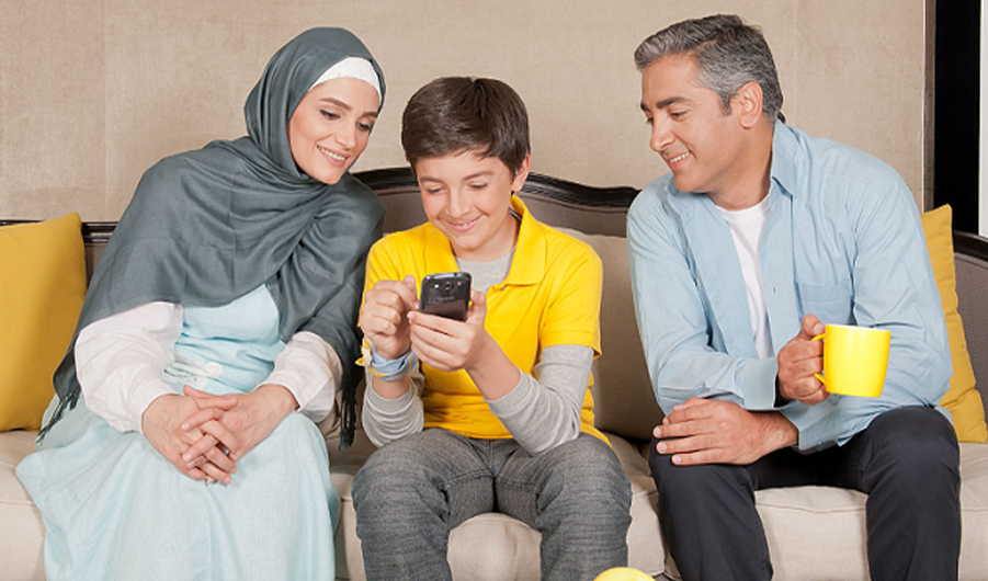 علت بحران در ارتباط نوجوانان با خانواده چیست؟