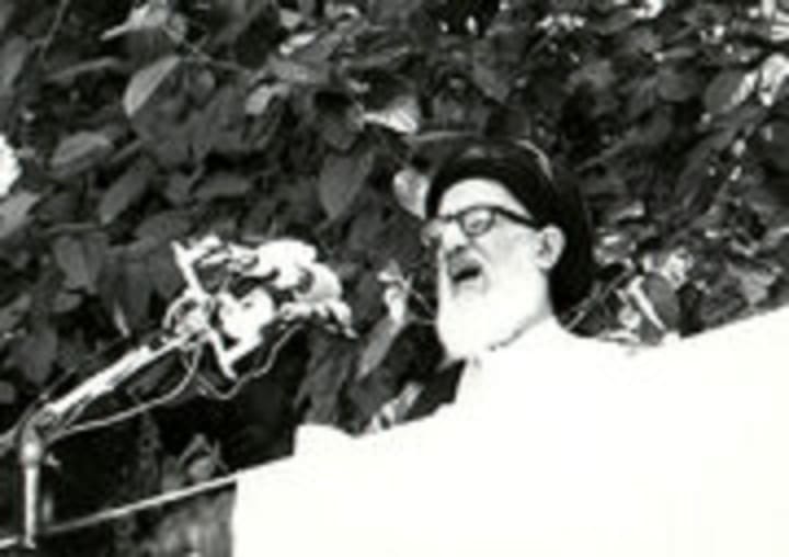 ماجرای نخستین خطبه‌ای که آیت‌الله طالقانی خواند؛ترس دشمن از آگاهی مردم