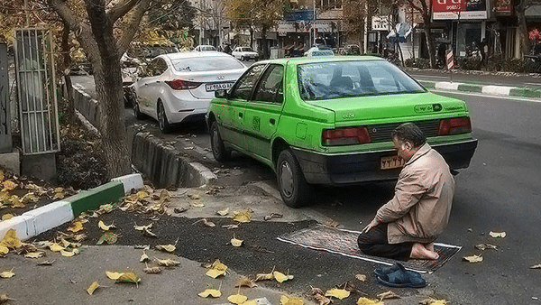 حکم نماز مسافری که قصد ۱۰ روز کرده و زودتر برگشته چیست؟