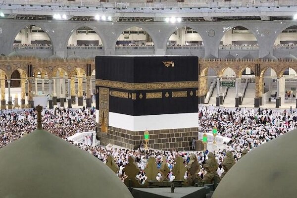 تغییر قبله به سمت کعبه معظمه برای دشمنان اسلام شکننده بود