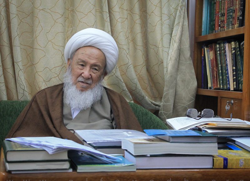 اگر با شرایط بانک ها به کسی قرض دهیم، ربا است؟