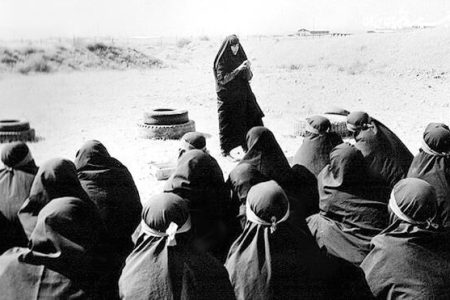 ازیادرفته‌های زنانه‌یِ دفاع مقدس؛ از شکوه عزت و کمال غیرت تا ترجمان مقاومت