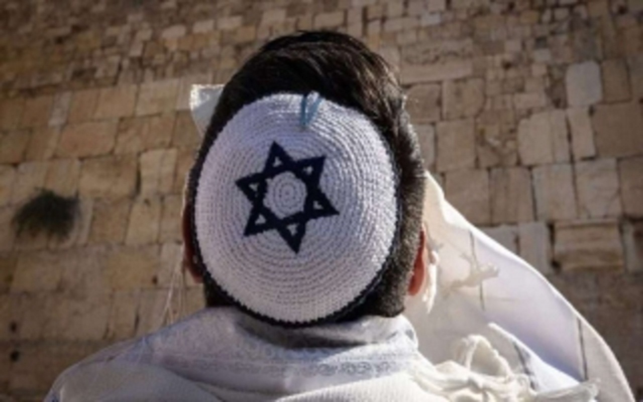 بررسی مخالفت گروهی از یهودیان با تشکیل حکومت قبل از ظهور منجی