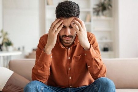 افسردگی ناشی از «خوددرمانی» را جدی بگیرد