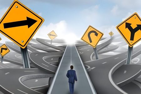 آیت‌الله خوشوقت: کسی حق ندارد کنار صراط مستقیم، راه دیگری بسازد