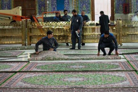 فرش‌های آبی حرم امام حسین (ع) به رنگ سبز شد