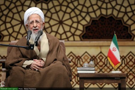 زن مظهر، مَجرا و مسیر فیض بهترین مخلوقات است