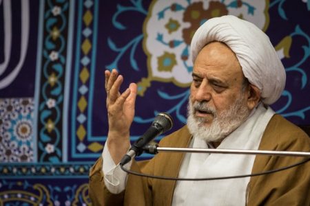 استاد انصاریان: برخی دینداران خیال می‌کنند دین فقط نماز و روزه است