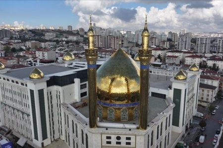 مسجد زینبیه؛ بزرگترین مسجد شیعیان اروپا در استانبول
