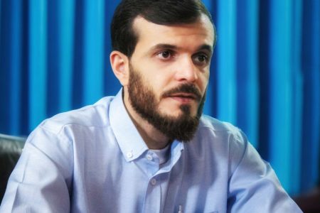  صدای حق و حقیقت در تاریکی‌ قرن‌ها