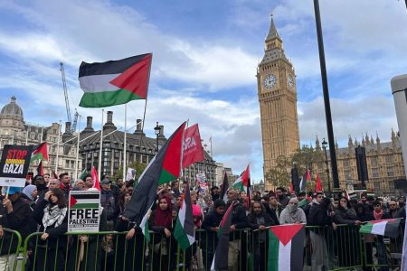 گزارش یک مطالعه تازه و جدل‌های پیرامون آن؛ جنگ غزه و موج تازه گرایش به اسلام در بریتانیا