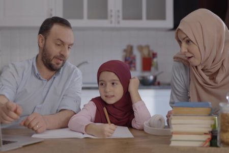 پاسخ به چهار دغدغه والدین درباره تربیت کودک و نوجوان