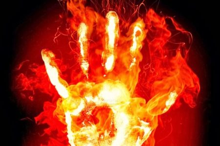 پاسخی کوتاه به شبهه “چرا خدا ابلیس را آفرید؟”