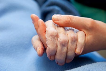 مؤمنین نسبت به یکدیگر چه حقوقی دارند؟