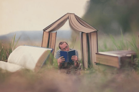 آیا دوباره خواندن کتاب‌ها نشانه عقب‌ماندن از جهان تازه‌هاست؟