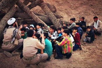 نجات نوجوانان از اضطراب سیاسی