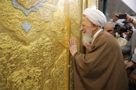 دو چیز مرا نجات داد؛ یکی علاقه به زینب کبری (س) و دیگری احترام به امیرالمؤمنین (ع)