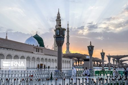 پیامبر(ص) چگونه شفاعت می‌کند؟