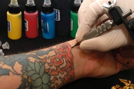 جوهر خالکوبی چه آسیبی به بدن وارد می‌کند؟