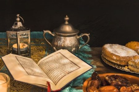 توصیه خواندنی پیامبر(ص) برای آرامش و شادی اموات