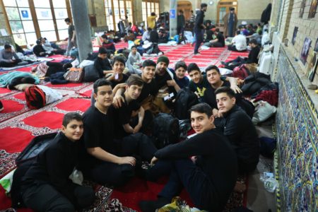 اعتکاف؛ خلوتی کوتاه برای هویت‌یابی نوجوانان