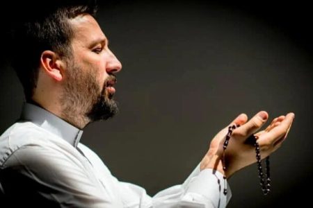 احکام شرعی | اگر پسر بزرگتر نتواند نماز و روزه پدر را قضا کند، تکلیف چیست؟