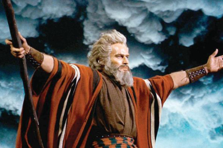 ماجرای آغاز رسالت حضرت موسی(ع) با شنیدن ندای الهی