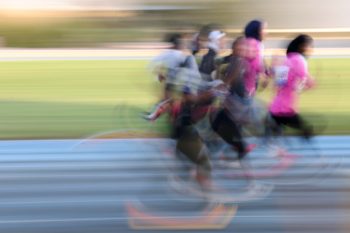 ویژگی‌های کلیدی دختران شاد؛ چگونه به موفقیت برسیم؟