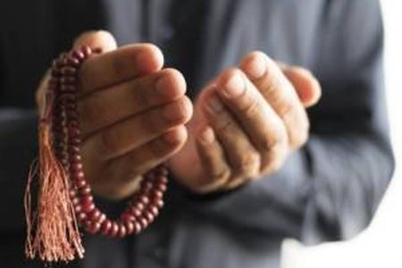 توسل به باب‌الحوائج؛ چگونه نماز امام جواد(ع) را برای حاجت بخوانیم؟