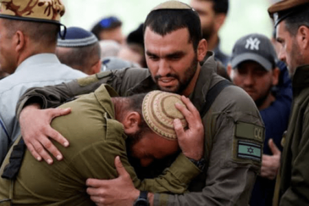 وقتی خدا با ماست، دشمن راهی جز شکست ندارد